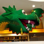 LEGO Store NYC - Der Drache!